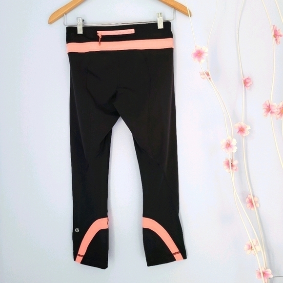 LULULEMON SoulCycle Run: Inspired Crop II - Picture 4 of 10